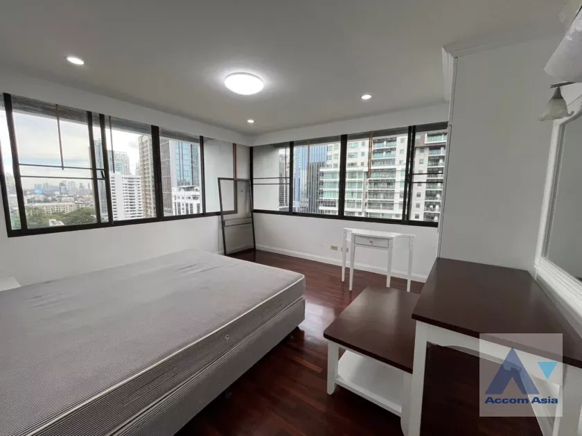 5  3 br Condominium For Rent in Sukhumvit ,Bangkok BTS Phrom Phong at Acadamia Grand Tower AA35397