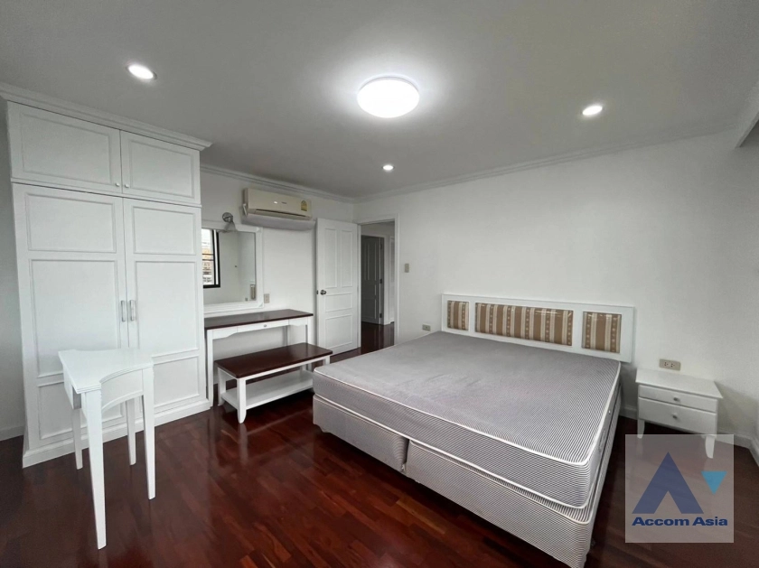 4  3 br Condominium For Rent in Sukhumvit ,Bangkok BTS Phrom Phong at Acadamia Grand Tower AA35397