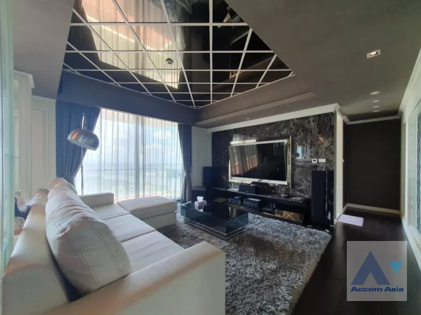 Duplex Condo, Penthouse |  3 Bedrooms  Condominium For Rent & Sale in Sathorn, Bangkok  near BRT Wat Dan (AA35402)