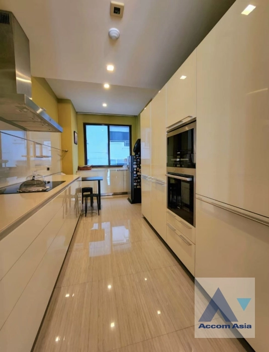 21  3 br Condominium For Sale in Sukhumvit ,Bangkok BTS Thong Lo at The Marvel Residence AA35405