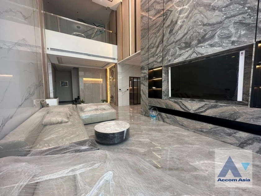  The Gentry Phatthanakan House  5 Bedroom for Sale & Rent ARL Hua Mak in Pattanakarn Bangkok