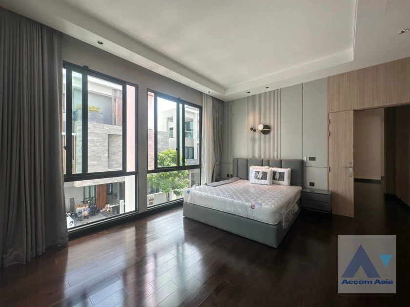 16  5 br House for rent and sale in Pattanakarn ,Bangkok ARL Hua Mak at The Gentry Phatthanakan AA35408