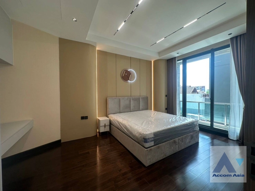 18  5 br House for rent and sale in Pattanakarn ,Bangkok ARL Hua Mak at The Gentry Phatthanakan AA35408