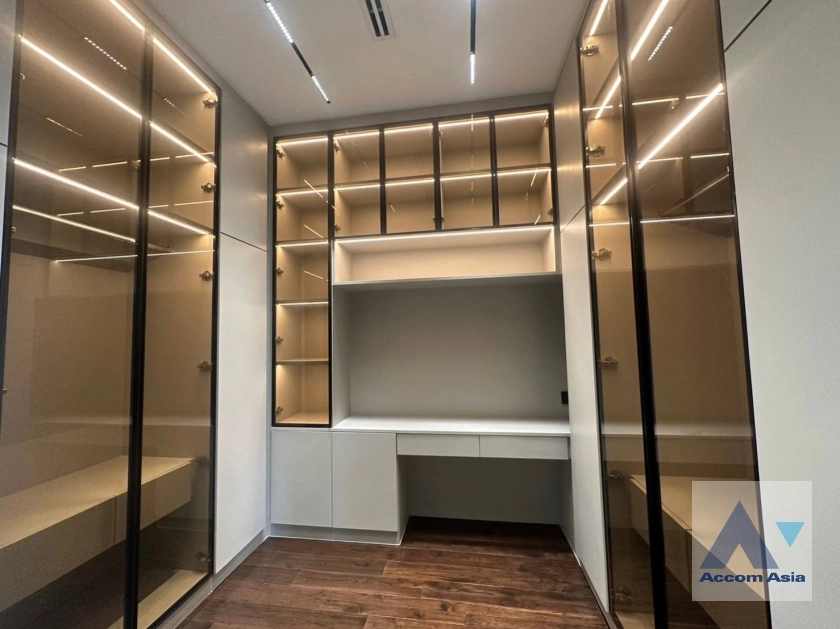 20  5 br House for rent and sale in Pattanakarn ,Bangkok ARL Hua Mak at The Gentry Phatthanakan AA35408