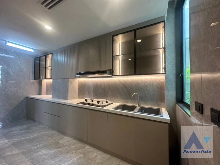 7  5 br House for rent and sale in Pattanakarn ,Bangkok ARL Hua Mak at The Gentry Phatthanakan AA35408