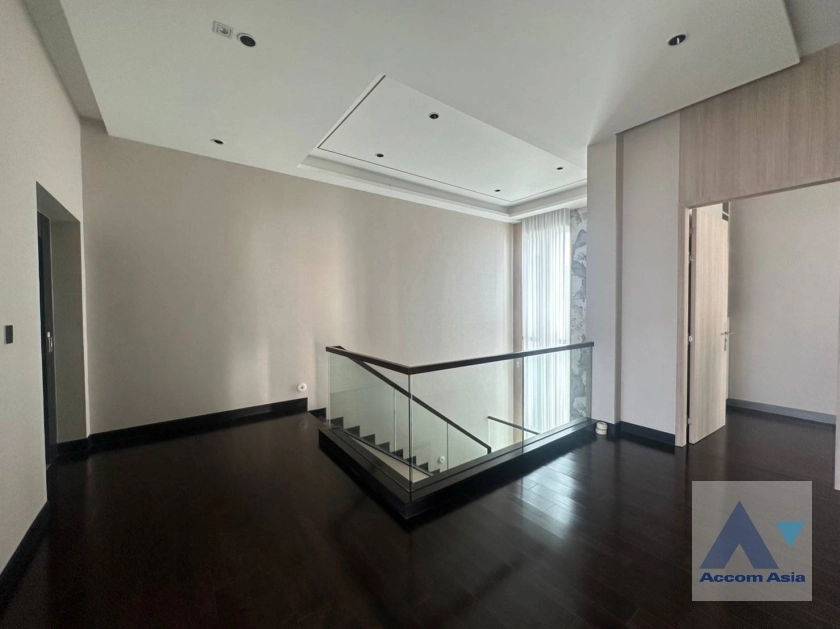 14  5 br House for rent and sale in Pattanakarn ,Bangkok ARL Hua Mak at The Gentry Phatthanakan AA35408