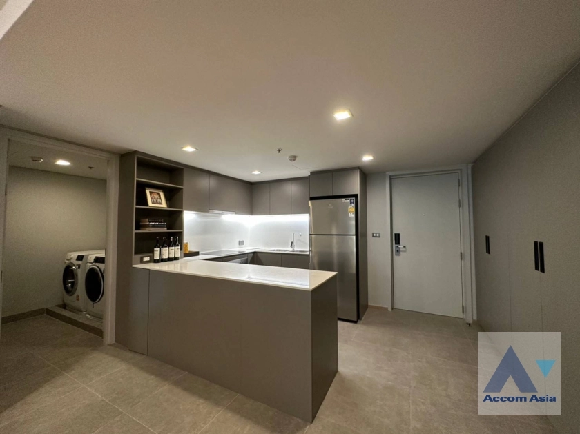 4  3 br Apartment For Rent in Sukhumvit ,Bangkok BTS Asok at Comfortable of Living Space AA35410