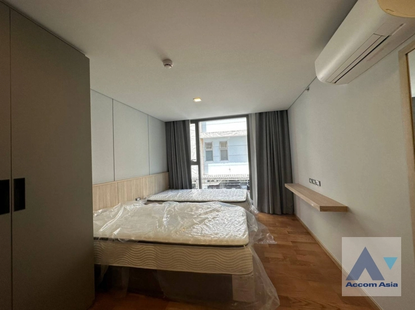5  3 br Apartment For Rent in Sukhumvit ,Bangkok BTS Nana at Comfortable of Living Space AA35411