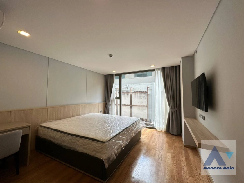 unitPet friendly |  2 Bedrooms  Apartment For Rent & Sale in Sukhumvit, Bangkok  near BTS Asok (AA35412)