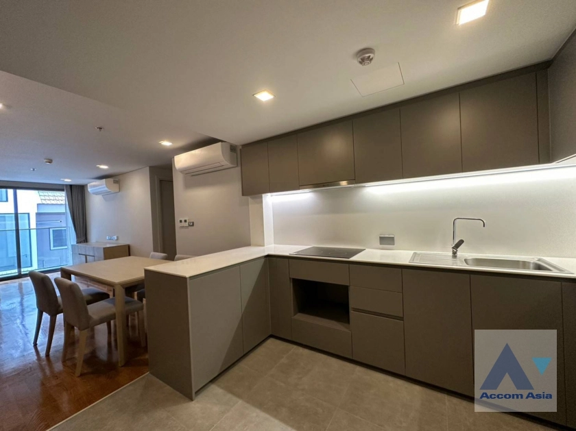 unitPet friendly |  2 Bedrooms  Apartment For Rent & Sale in Sukhumvit, Bangkok  near BTS Asok (AA35412)