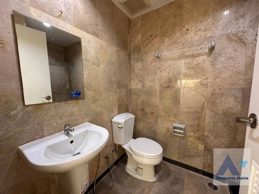 13  3 br Condominium For Rent in Sukhumvit ,Bangkok BTS Phrom Phong at Le Raffine Sukhumvit 24 AA35416