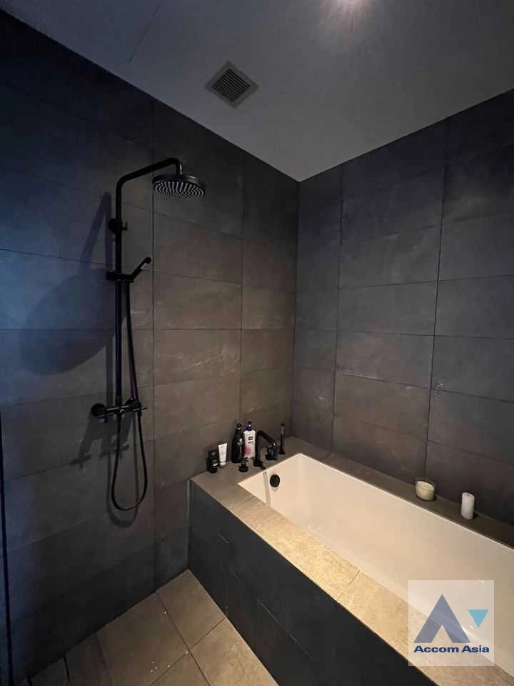 8  2 br Condominium for rent and sale in Sukhumvit ,Bangkok MRT Phetchaburi at The Lofts Asoke AA35429