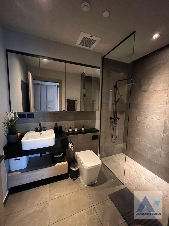 10  2 br Condominium for rent and sale in Sukhumvit ,Bangkok MRT Phetchaburi at The Lofts Asoke AA35429