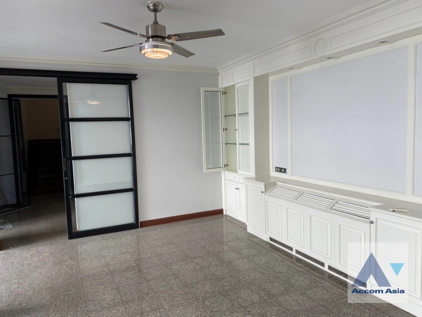  1  4 br House For Rent in Sukhumvit ,Bangkok BTS Ekkamai at The Noble Ekkamai 22  AA35436