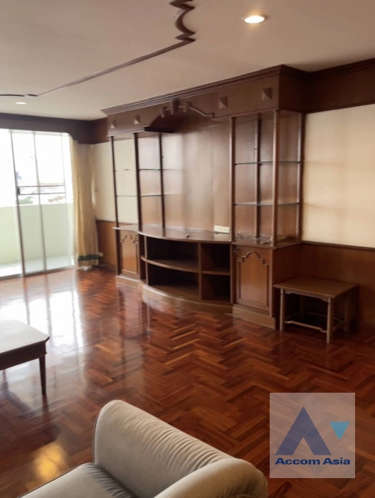  1  3 br Apartment For Rent in Sukhumvit ,Bangkok BTS Ekkamai at Ideal Place For Big Families AA35439