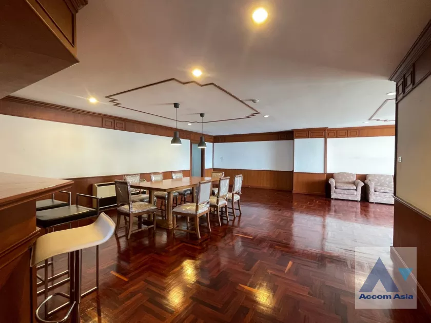  2  3 br Apartment For Rent in Sukhumvit ,Bangkok BTS Ekkamai at Ideal Place For Big Famlilies AA35441