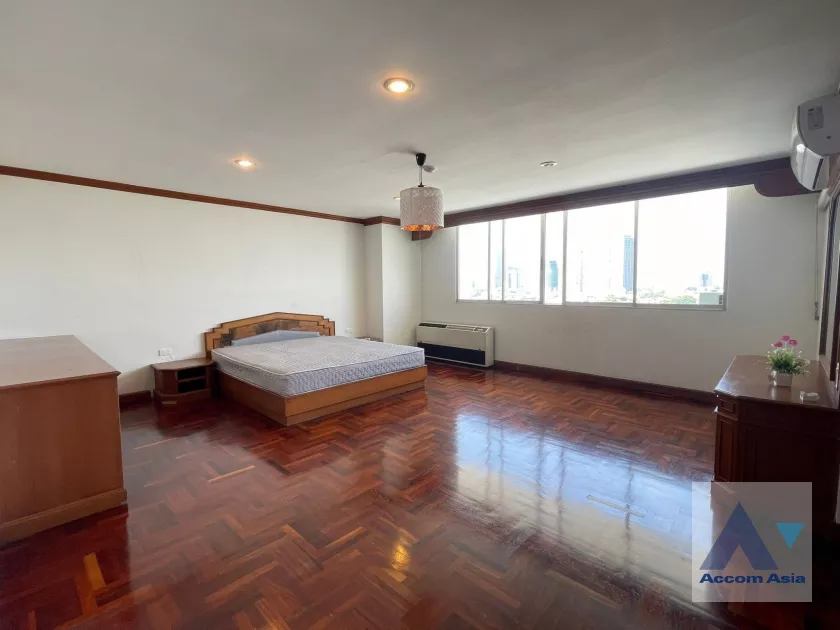 8  3 br Apartment For Rent in Sukhumvit ,Bangkok BTS Ekkamai at Ideal Place For Big Famlilies AA35441