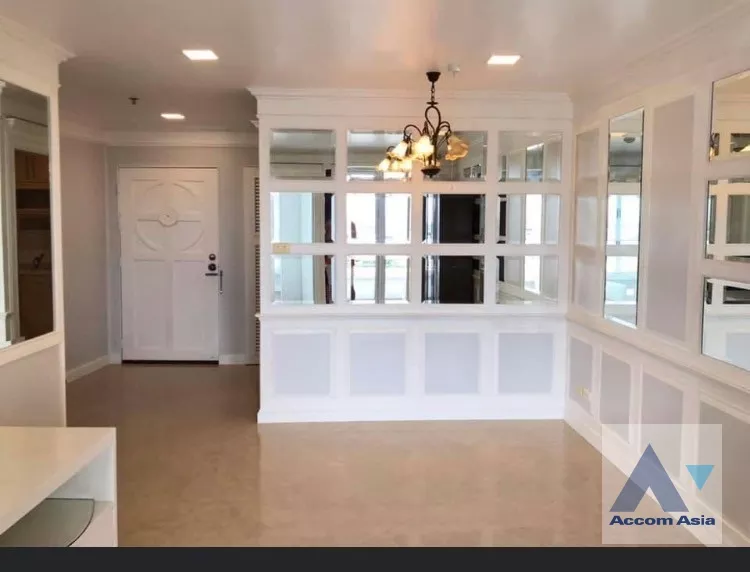 4  2 br Condominium For Sale in Rama 3 ,Bangkok BRT Rama III Bridge at River Heaven AA35443