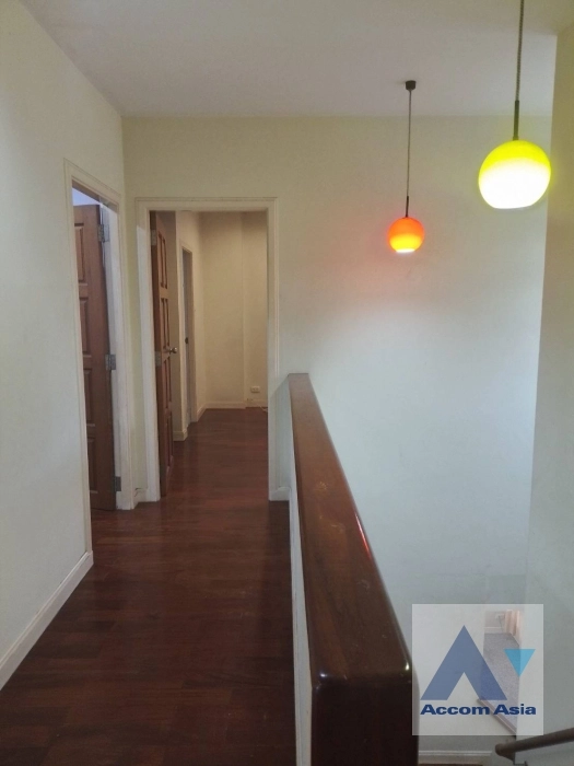 5  3 br House for rent and sale in Sukhumvit ,Bangkok BTS Punnawithi AA35453