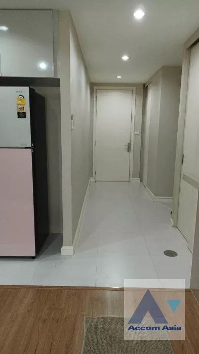 4  2 br Condominium For Sale in Ploenchit ,Bangkok BTS Sala Daeng - MRT Sam Yan at Chamchuri Square Residence AA35462