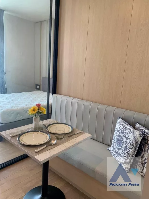 Fully Furnished |  Noble Around Sukhumvit 33 Condominium  1 Bedroom for Rent BTS Phrom Phong in Sukhumvit Bangkok