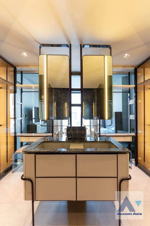 12  3 br Condominium For Rent in Sukhumvit ,Bangkok BTS Ekkamai at The Reserve 61 Hideaway AA35471