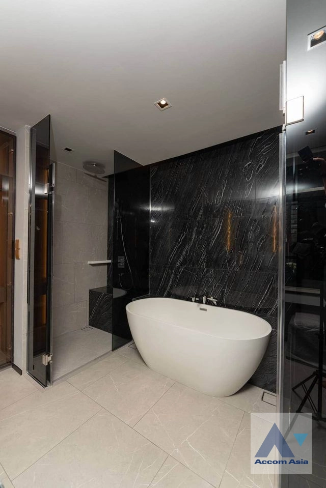 17  3 br Condominium For Rent in Sukhumvit ,Bangkok BTS Ekkamai at The Reserve 61 Hideaway AA35471