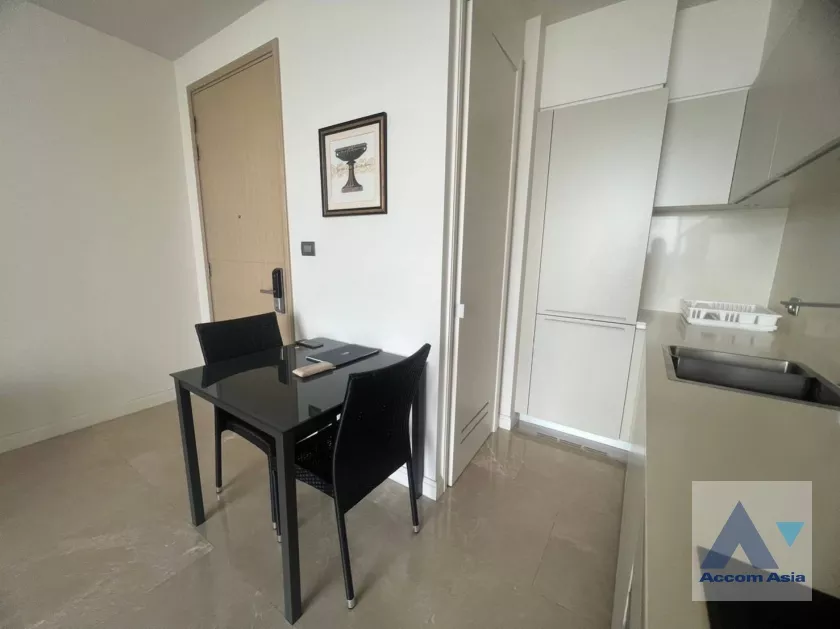  1 Bedroom  Condominium For Rent in Charoennakorn, Bangkok  near BTS Krung Thon Buri (AA35484)