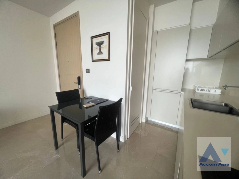 4  1 br Condominium For Rent in Charoen Nakhon ,Bangkok BTS Krung Thon Buri at Magnolias Waterfront Residences AA35484