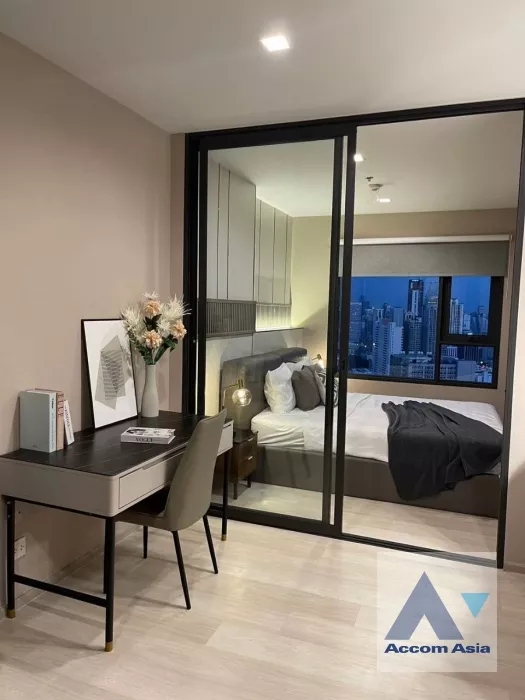  1  1 br Condominium For Rent in Ploenchit ,Bangkok BTS Ploenchit at Life One Wireless AA35492
