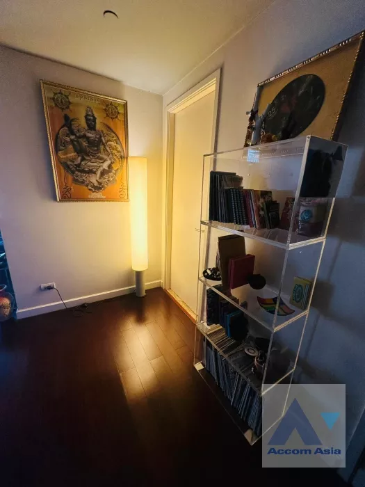 5  2 br Condominium For Sale in New Phetchaburi ,Bangkok BTS Chitlom at Manhattan Chidlom AA35493