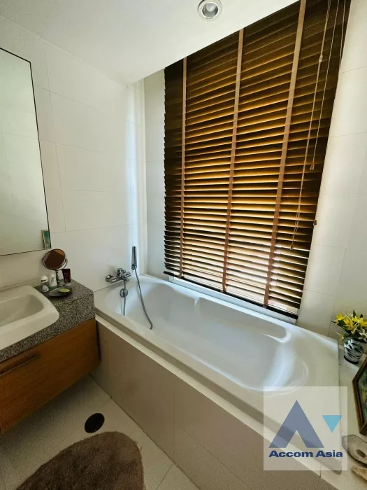 8  2 br Condominium For Sale in New Phetchaburi ,Bangkok BTS Chitlom at Manhattan Chidlom AA35493