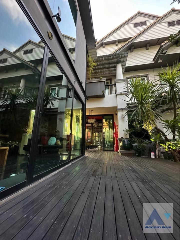 23  5 br House For Sale in Latkrabang ,Bangkok  at Baan Pattanakarn  AA35500