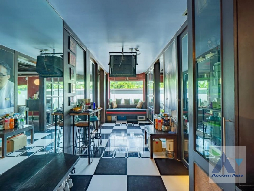 10  5 br House For Sale in Latkrabang ,Bangkok  at Baan Pattanakarn  AA35500