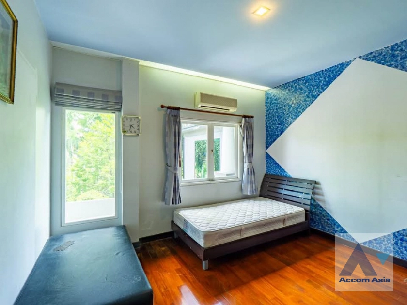 17  5 br House For Sale in Latkrabang ,Bangkok  at Baan Pattanakarn  AA35500