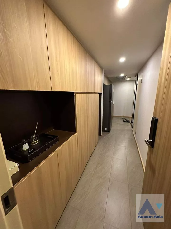 4  2 br Condominium For Rent in Ploenchit ,Bangkok BTS Chitlom at Na Vara Residence AA35512