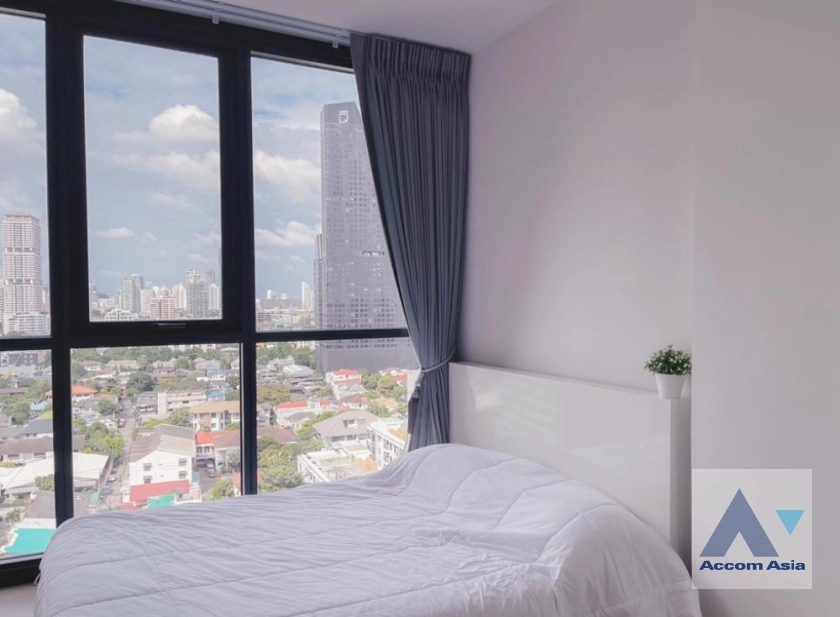 5  1 br Condominium for rent and sale in Sukhumvit ,Bangkok BTS Thong Lo at OKA HAUS Sukhumvit 36 AA35514
