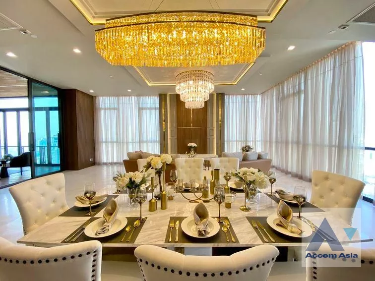 unitThe Monument Thong Lo