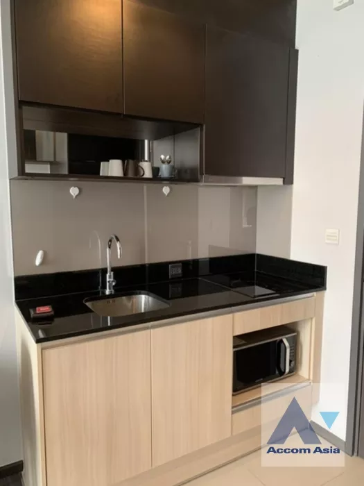  1  1 br Condominium For Sale in Sukhumvit ,Bangkok BTS Asok - MRT Sukhumvit at Edge Sukhumvit 23 Condominium AA35533