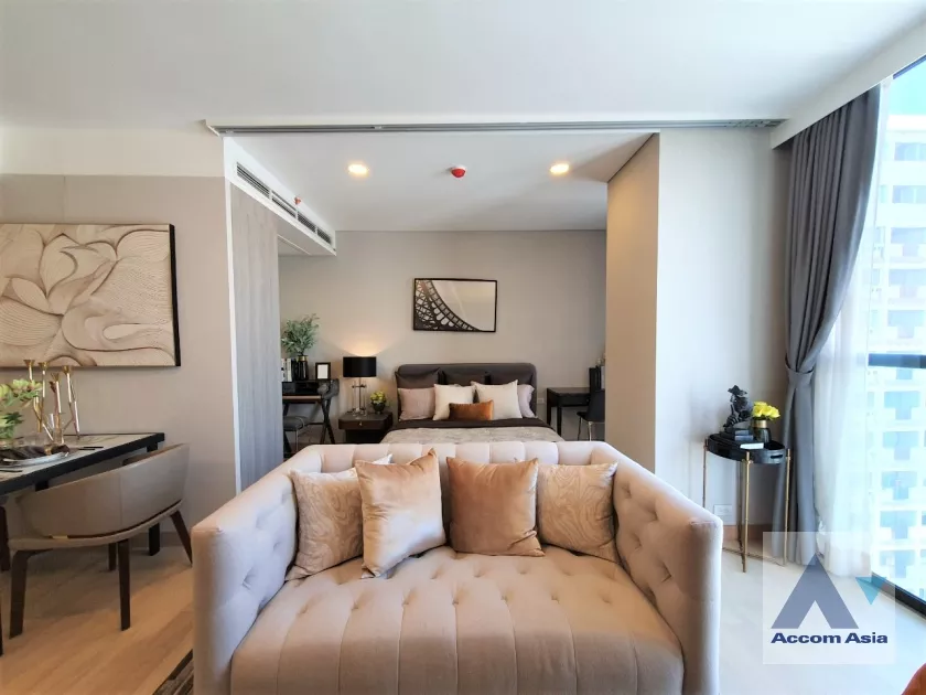 4  1 br Condominium For Sale in Sukhumvit ,Bangkok MRT Queen Sirikit National Convention Center at Siamese Exclusive Queens AA35552