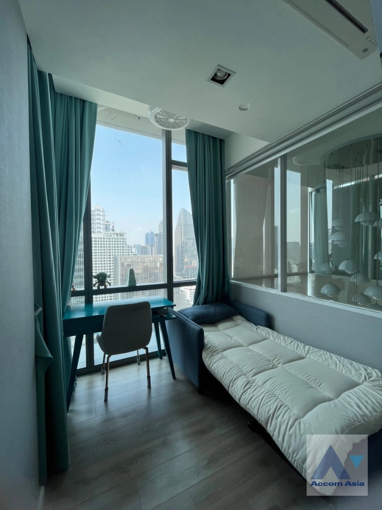 7  3 br Condominium For Rent in Sukhumvit ,Bangkok BTS Asok at The Room Sukhumvit 21 AA35563