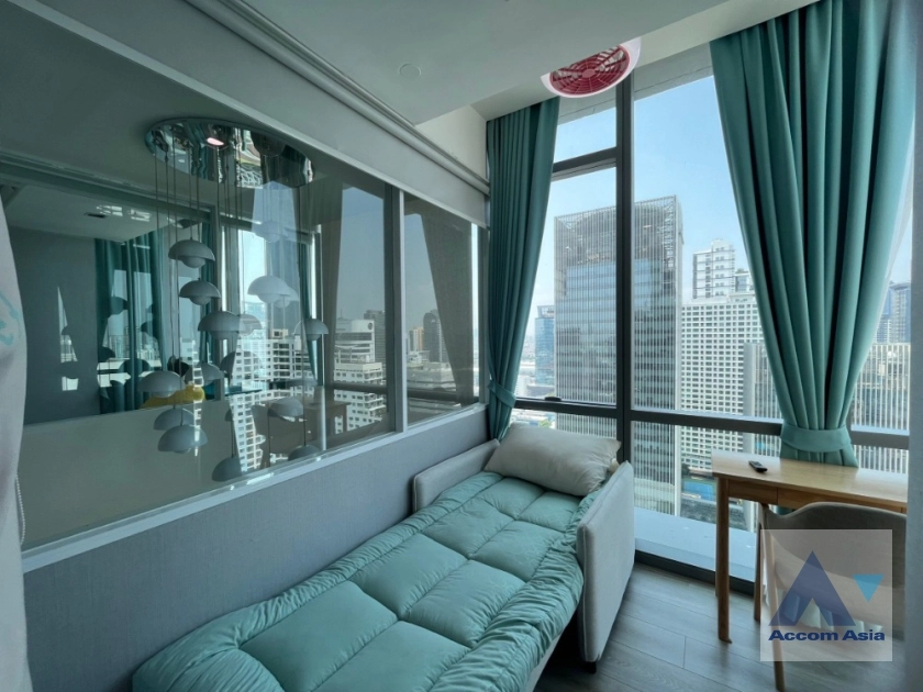 6  3 br Condominium For Rent in Sukhumvit ,Bangkok BTS Asok at The Room Sukhumvit 21 AA35563
