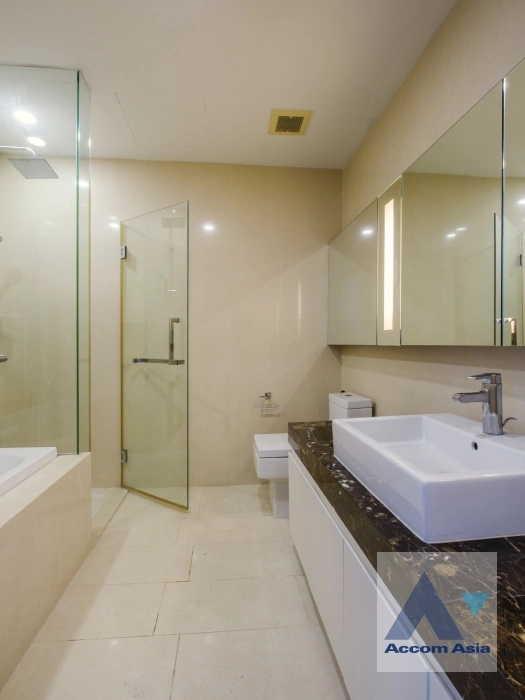 21  3 br Condominium for rent and sale in Sukhumvit ,Bangkok BTS Nana at HYDE Sukhumvit 13 AA35582