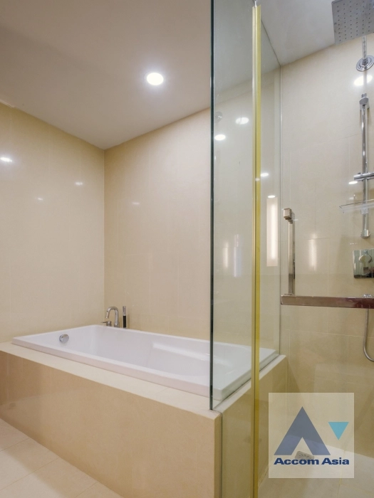 19  3 br Condominium for rent and sale in Sukhumvit ,Bangkok BTS Nana at HYDE Sukhumvit 13 AA35582