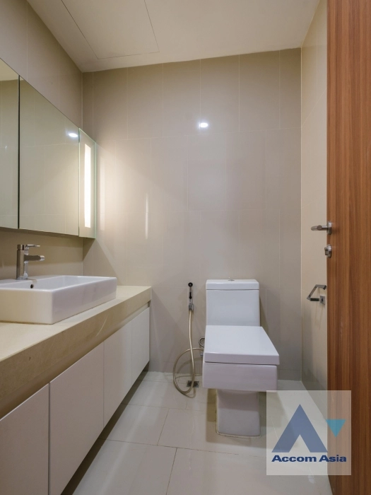 25  3 br Condominium for rent and sale in Sukhumvit ,Bangkok BTS Nana at HYDE Sukhumvit 13 AA35582