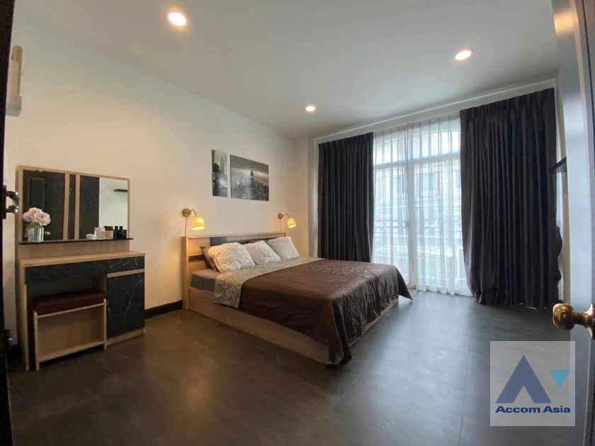 6  3 br Townhouse For Rent in Lat Phrao ,Bangkok  at Baan Klang Muang The Paris Rama 9-Ramkamhaeng AA35595