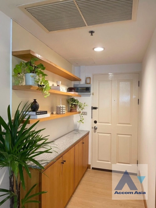 4  2 br Condominium For Rent in Ploenchit ,Bangkok BTS Ratchadamri at The Grand AA35596