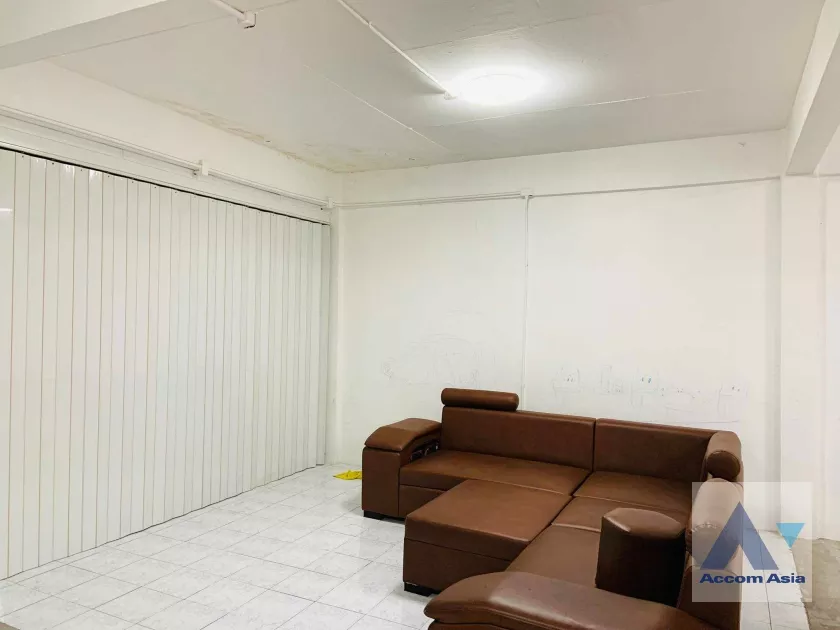 6  Building For Sale in Sukhumvit ,Bangkok BTS Thong Lo AA35609