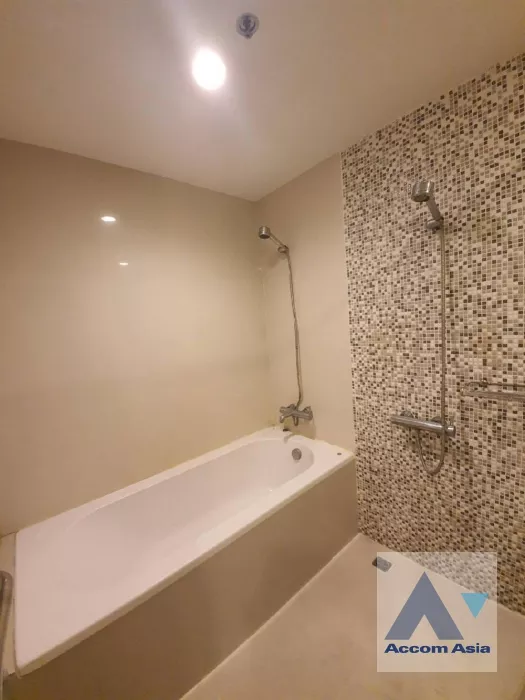 7  1 br Condominium For Rent in Ploenchit ,Bangkok BTS Ratchadamri at The Rajdamri AA35610