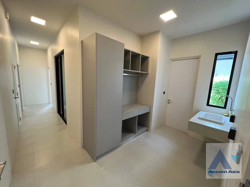 8  5 br House For Sale in Pattanakarn ,Bangkok  at Baan Sansiri Pattanakarn AA35635